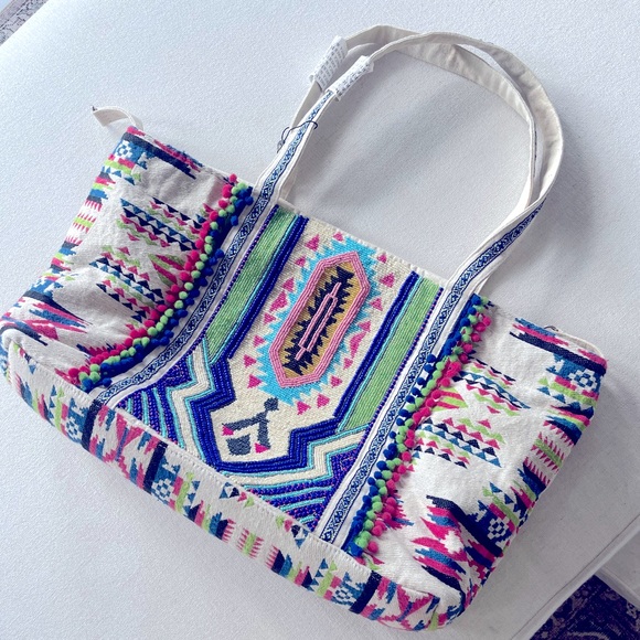 America and Beyond Bag (Aztec) - Picture 4 of 8